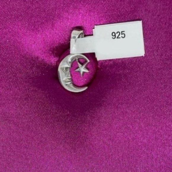 "Moon And Star" Pendant - Picture 5 of 6